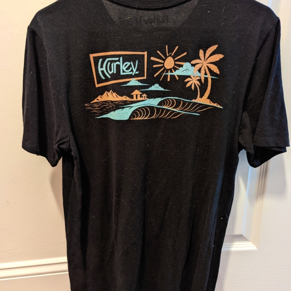 Tee shirt